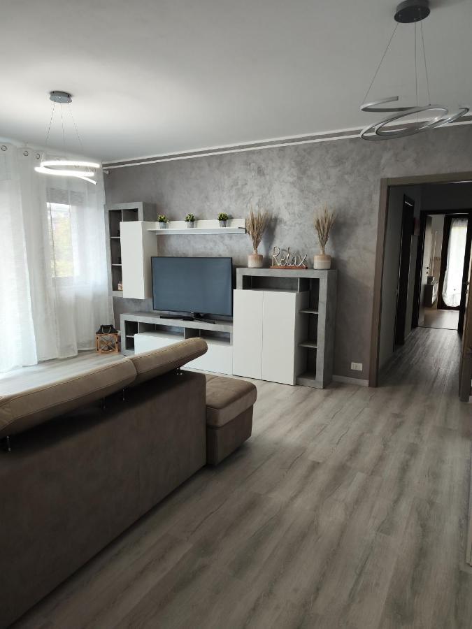 Sempione Apartment Лаїнате Екстер'єр фото